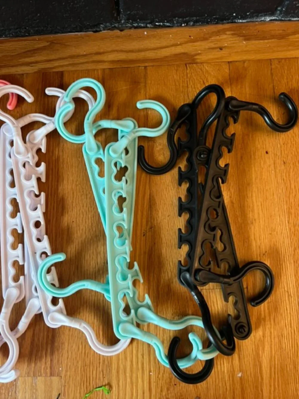 12 Space Saving Hanger Holders for Closet - NEW